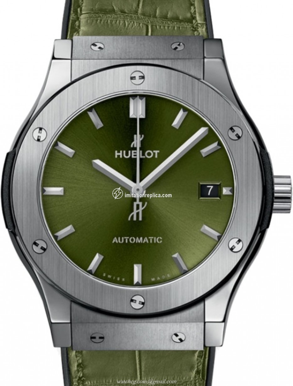 Hublot 511.NX.8970.LR Classic Fusion Men's Automatic Green